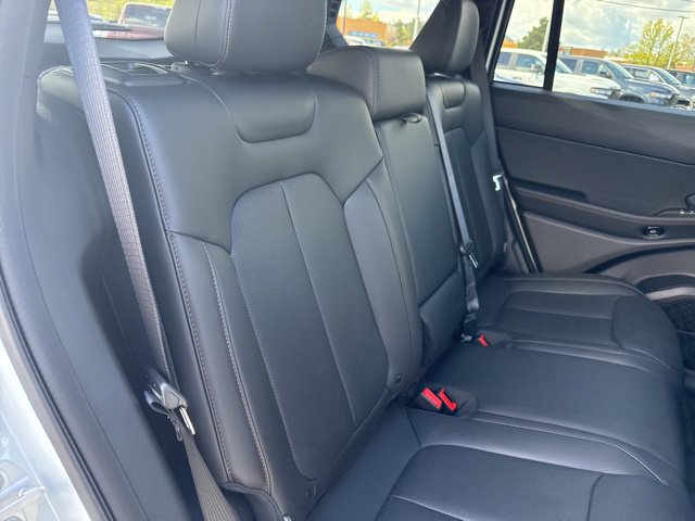New 2026 Jeep Cherokee Limited AWD/4WD image 13
