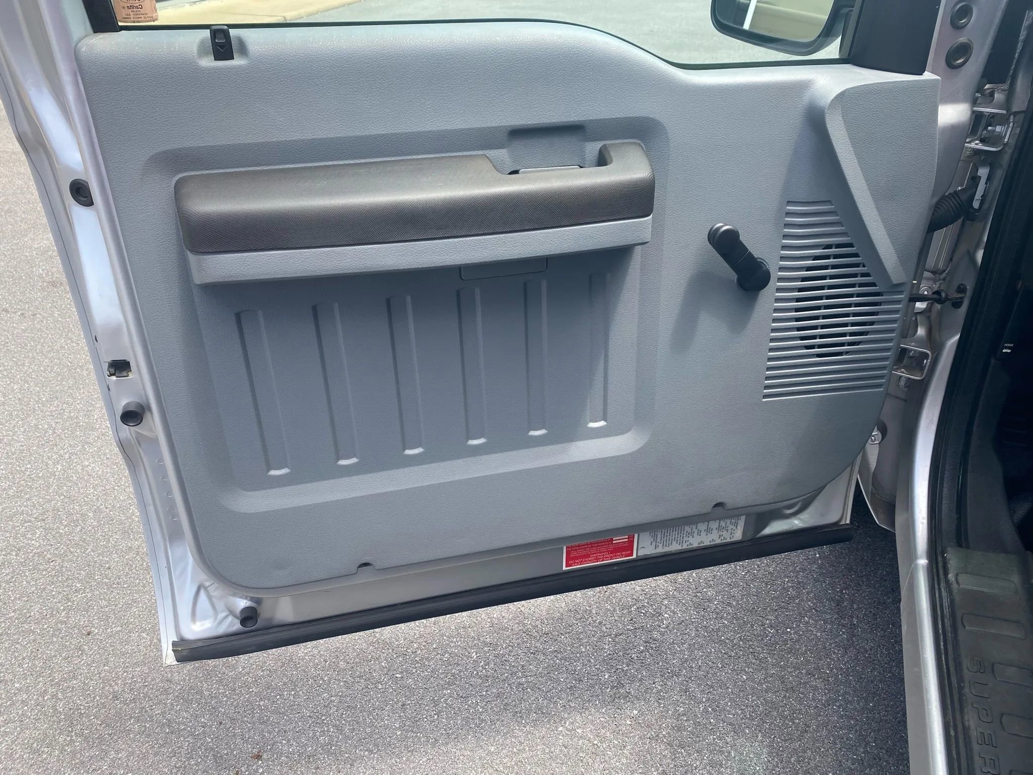 Used 2015 Ford F250 XL RWD image 6