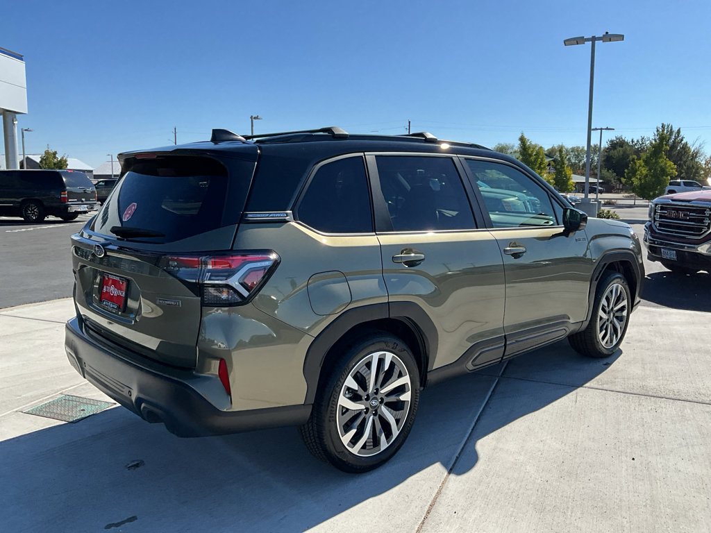 New 2025 Subaru Forester Touring image 3