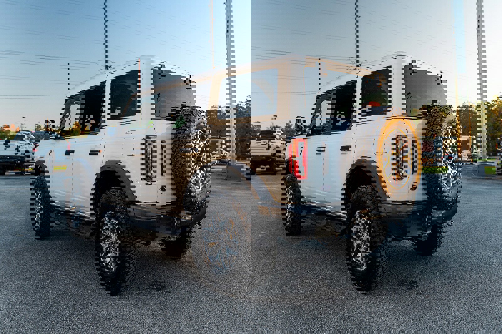 New 2025 Ford Bronco Badlands image 2