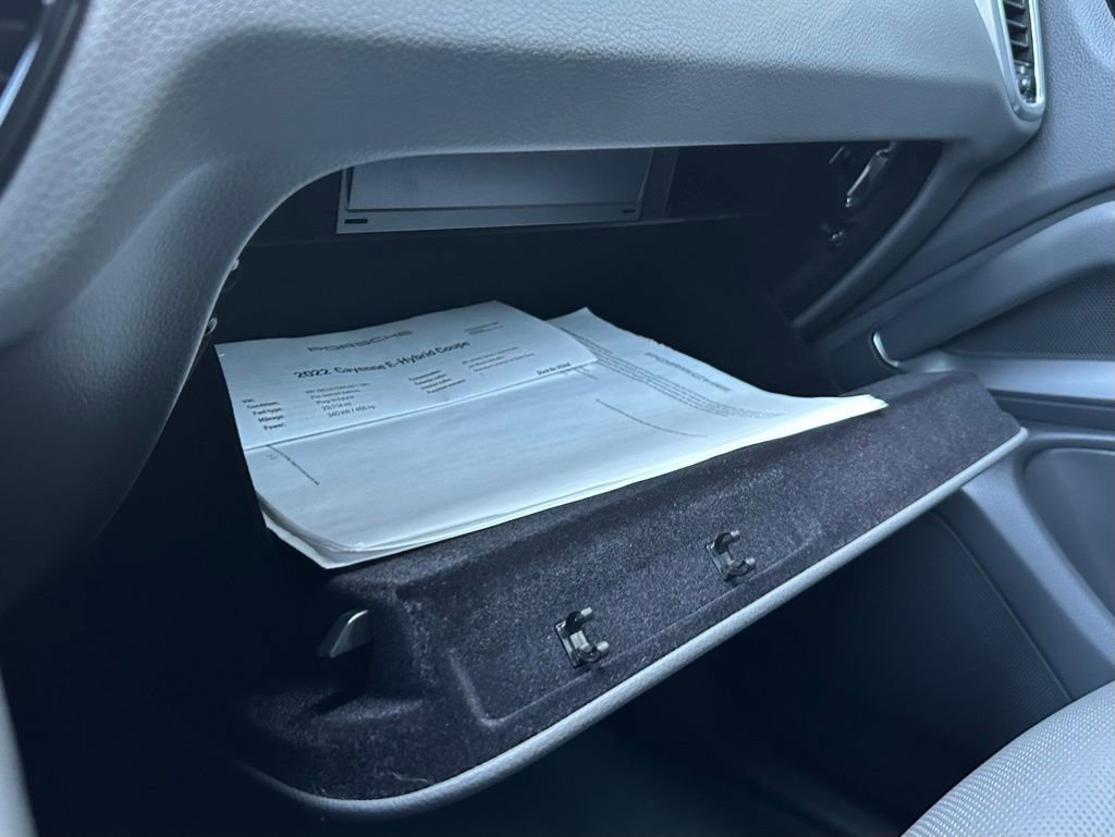 Used 2022 Porsche Cayenne E-Hybrid Coupe image 80