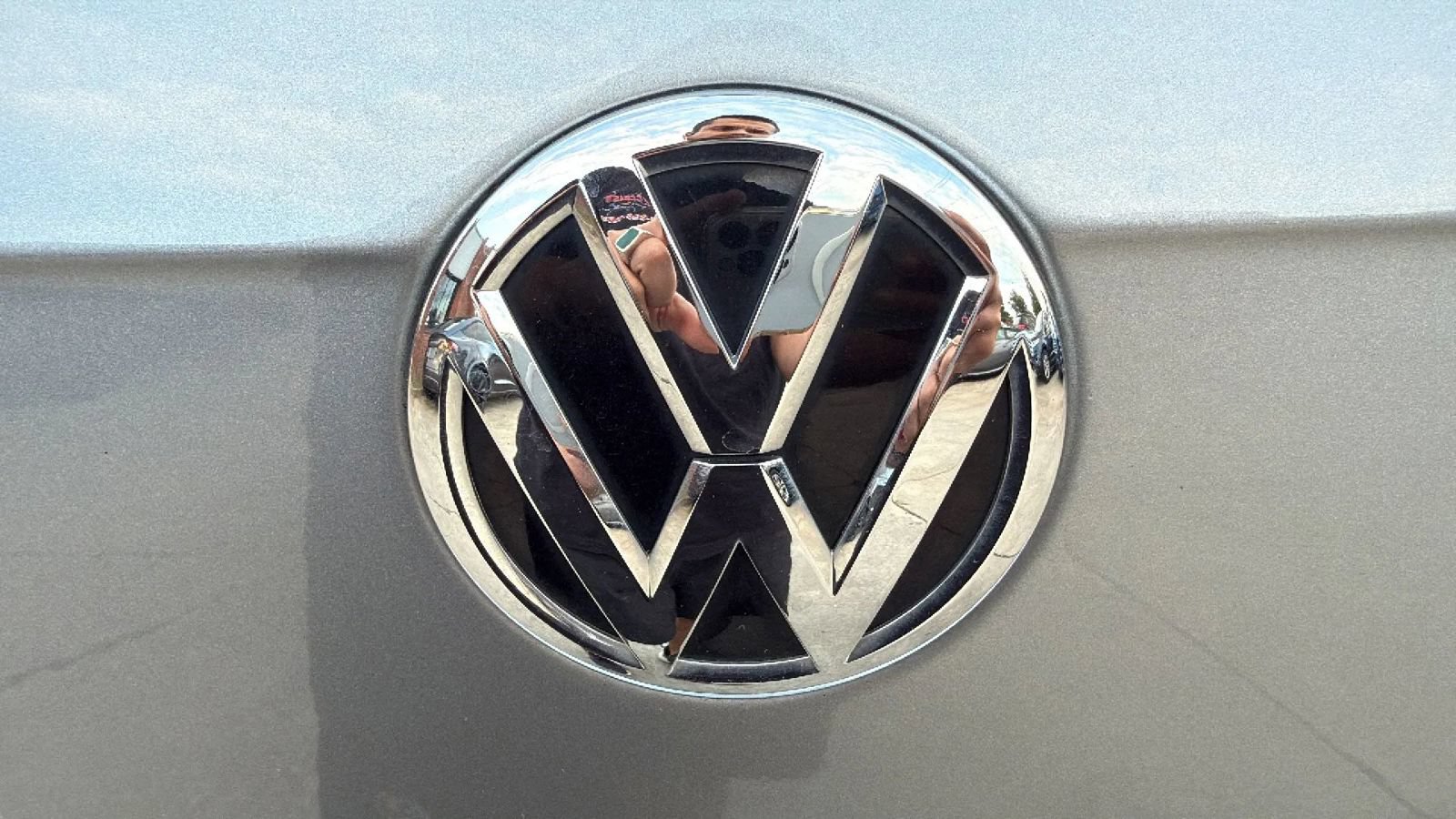 Used 2020 Volkswagen Tiguan S FWD image 15