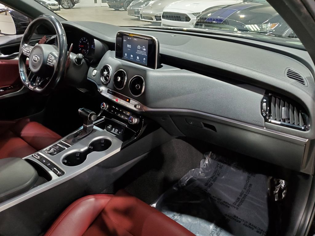 Used 2021 Kia Stinger GT image 14