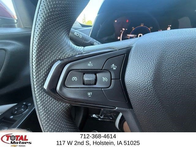 Used 2024 Chevrolet Trax LT FWD image 16