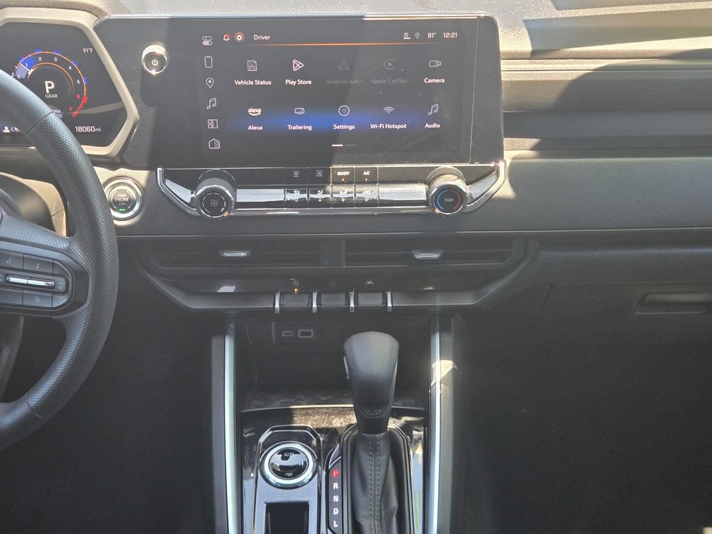 Used 2025 Chevrolet Colorado W/T AWD/4WD image 9