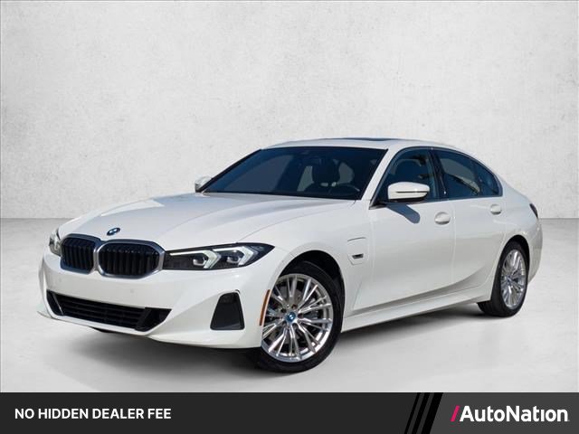 Used 2023 BMW 330e w/ Convenience Package RWD image 1