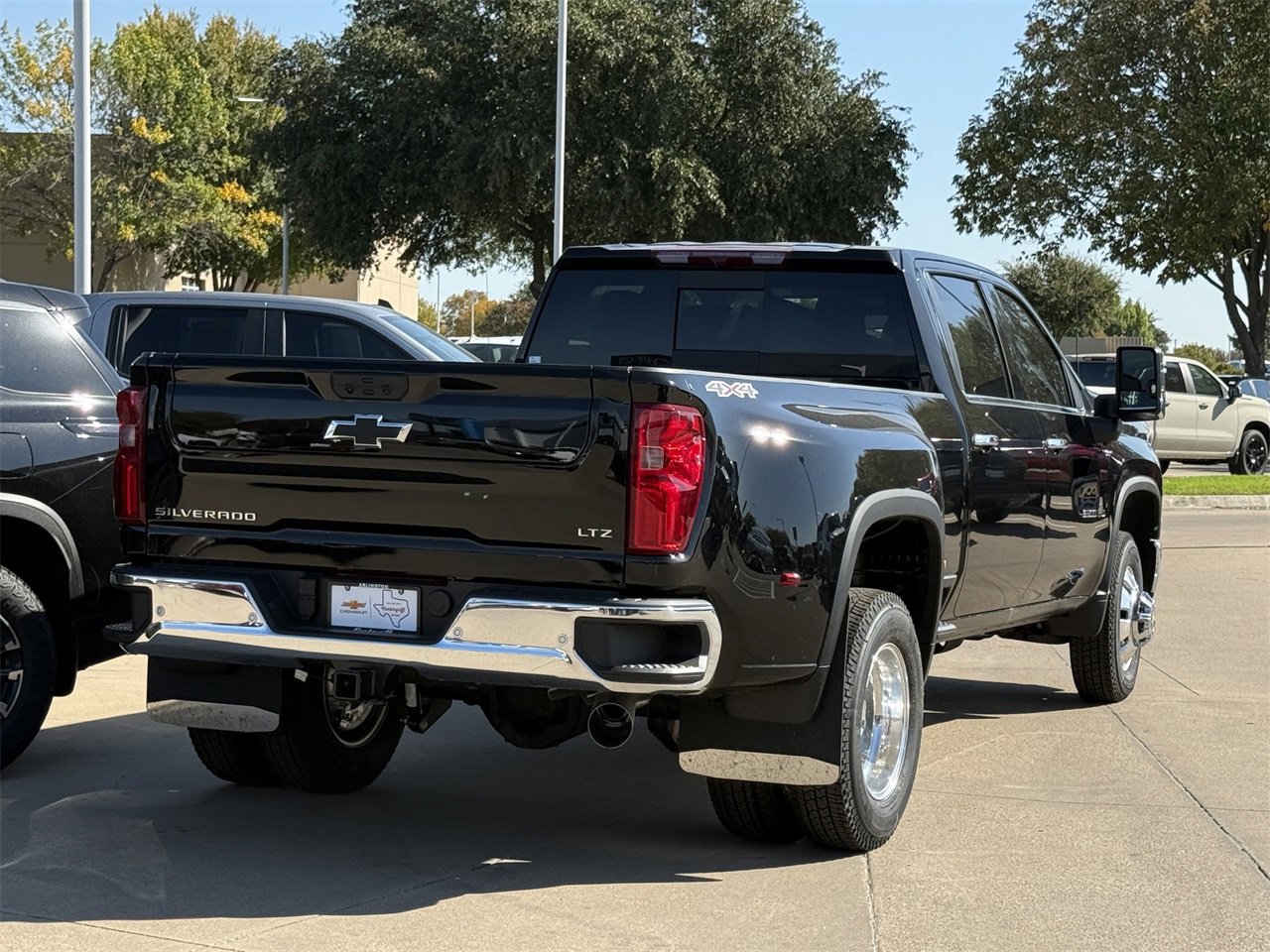 New 2026 Chevrolet Silverado 3500 LTZ w/ LTZ Plus Package image 7