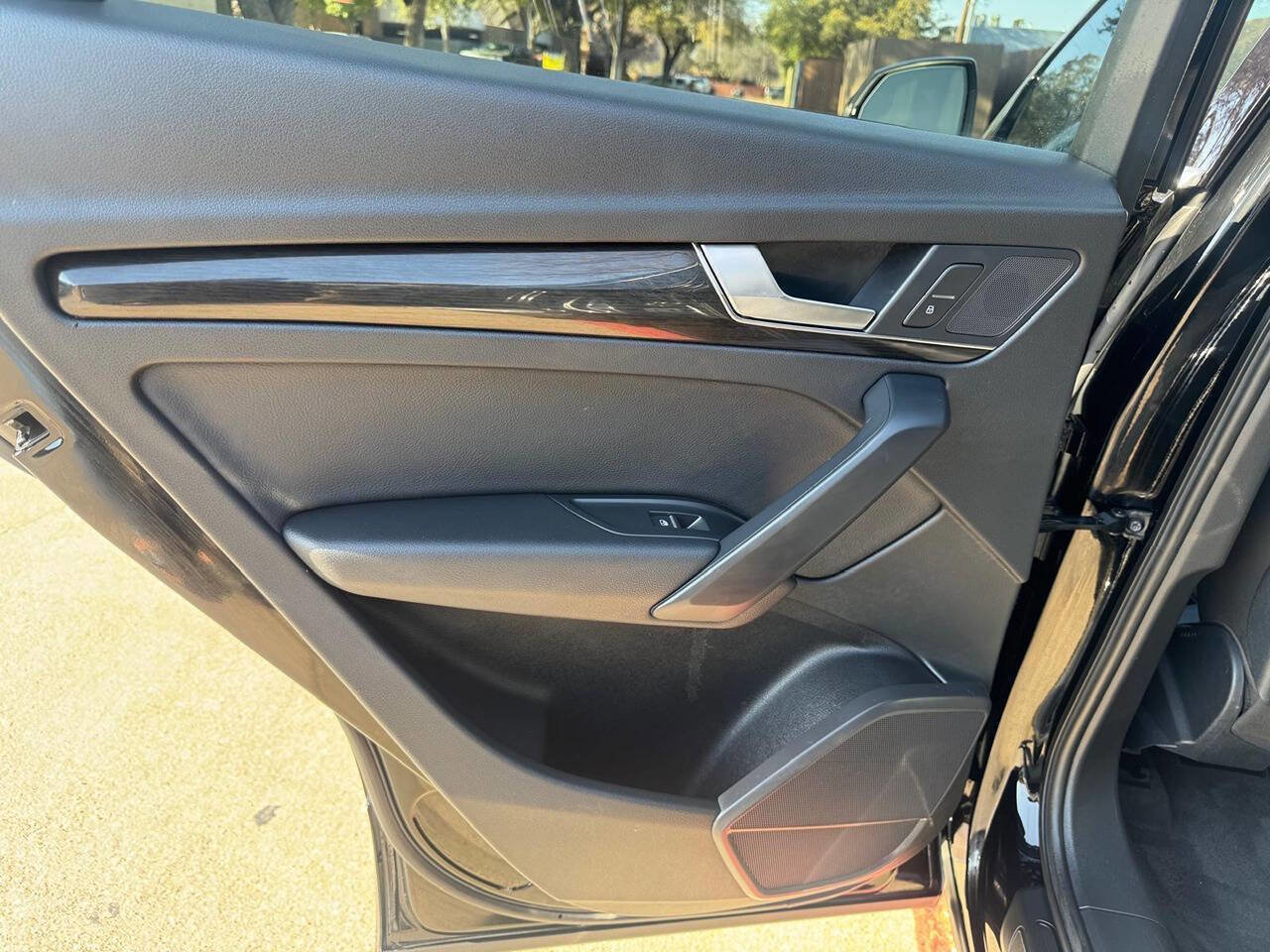 Used 2018 Audi Q5 2.0T Premium Plus w/ Premium Plus Package image 29