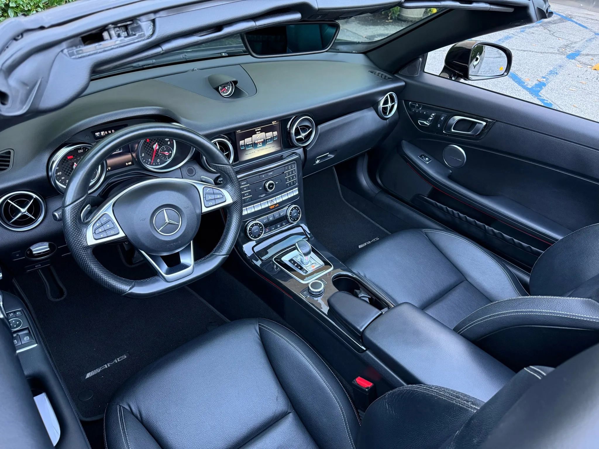 Used 2017 Mercedes-Benz SLC 300 w/ Premium 2 Package image 22