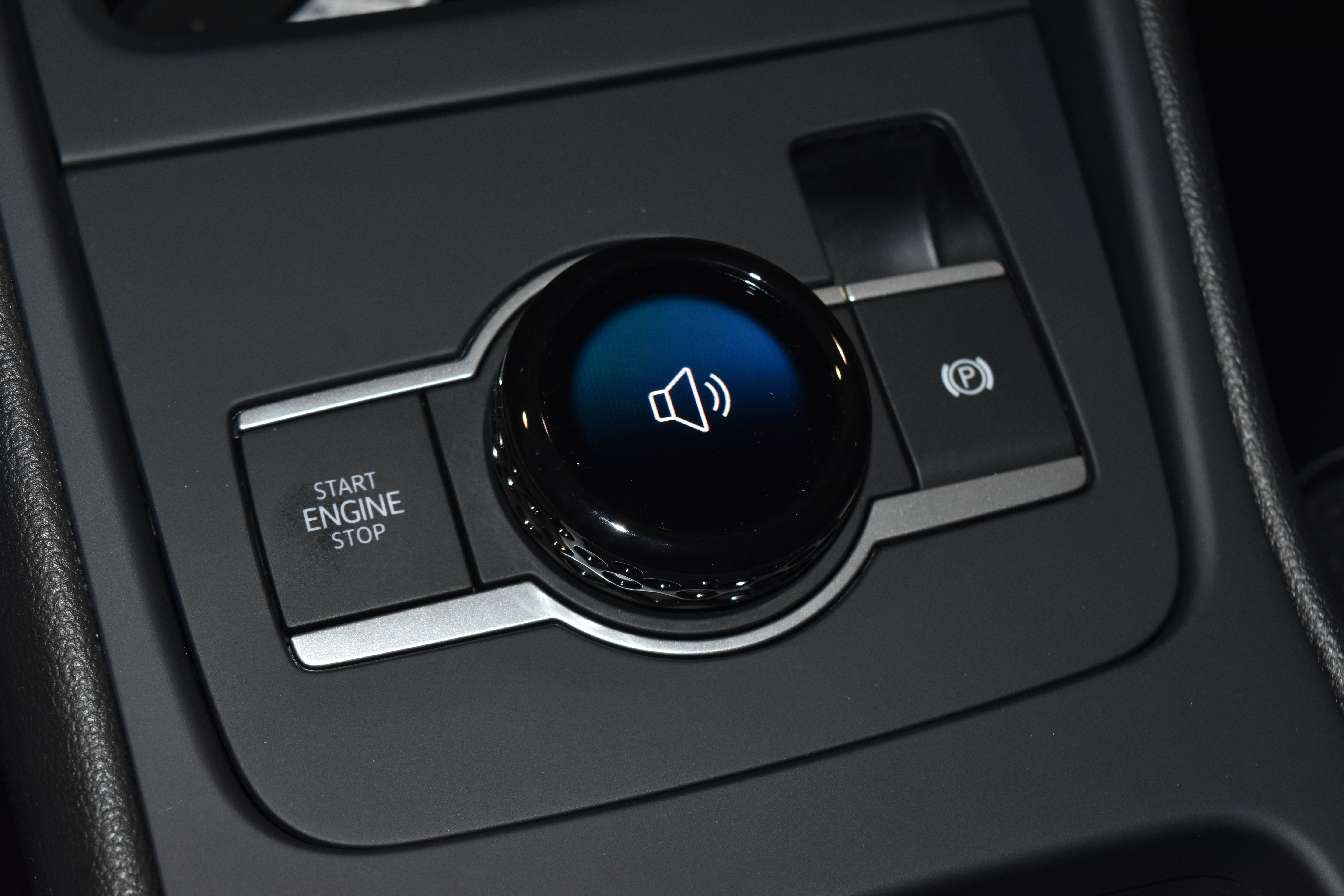 New 2026 Volkswagen Tiguan SE AWD/4WD image 11