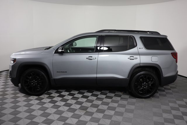 Used 2023 GMC Acadia SLT w/ Elevation Edition image 5