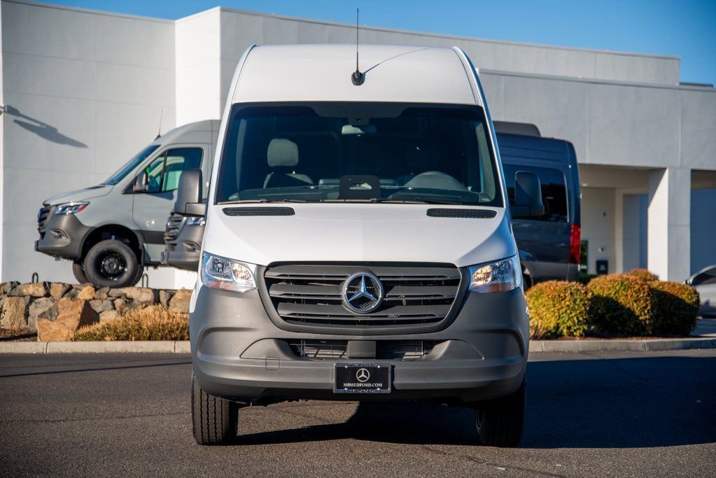 New 2026 Mercedes-Benz Sprinter 2500 image 2