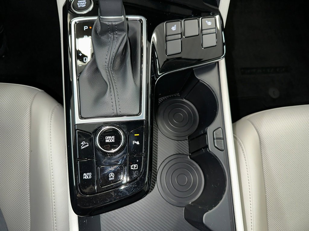 Used 2023 Kia Sportage EX image 16