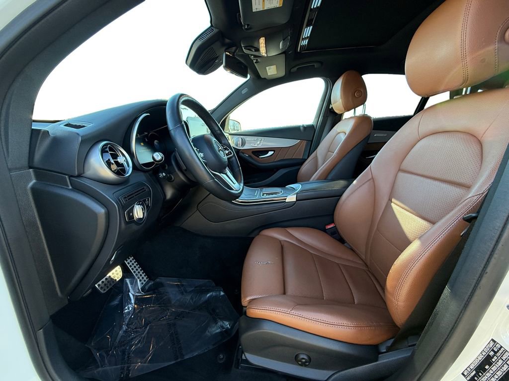 Used 2020 Mercedes-Benz GLC 300 4MATIC Coupe image 9