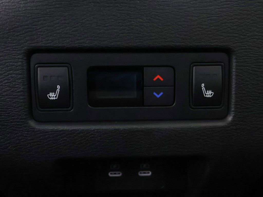 New 2025 Mitsubishi Outlander SEL image 53