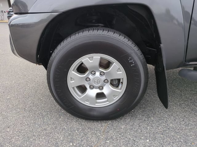 Used 2013 Toyota Tacoma PreRunner w/ SR5 Pkg RWD image 10