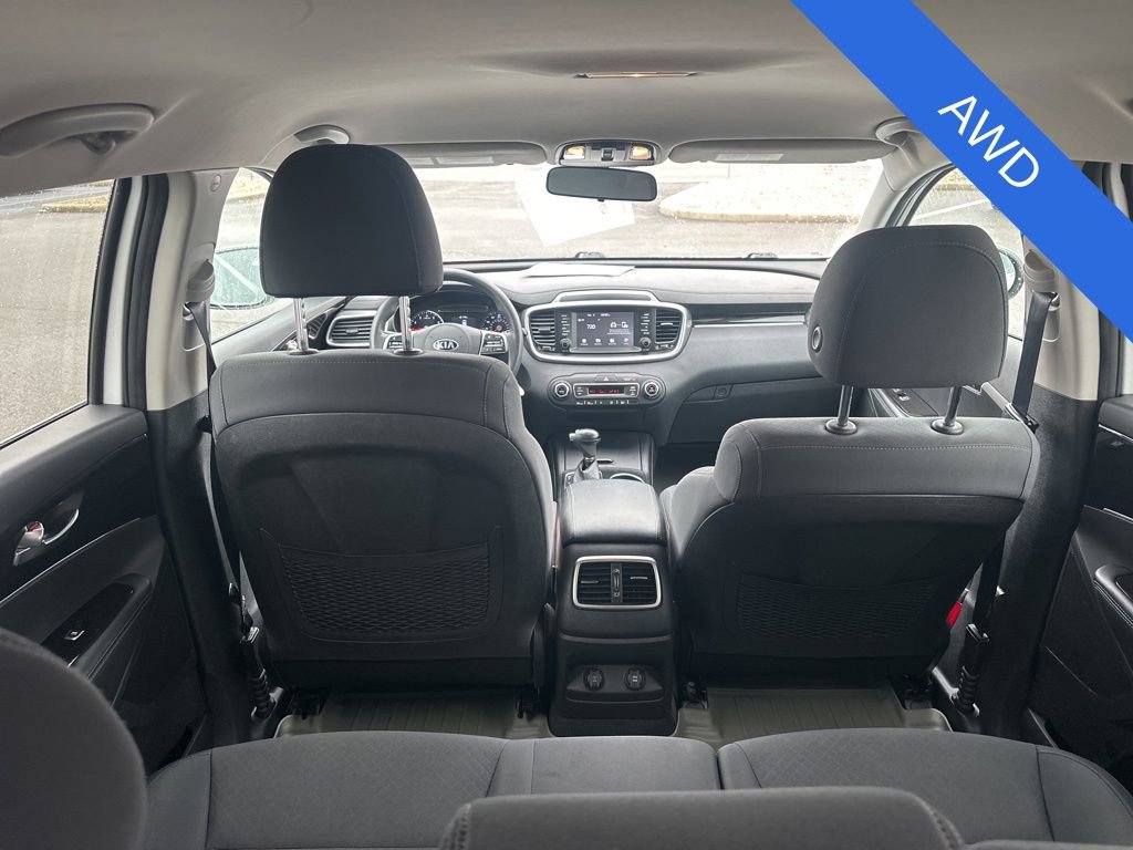 Used 2019 Kia Sorento LX image 37