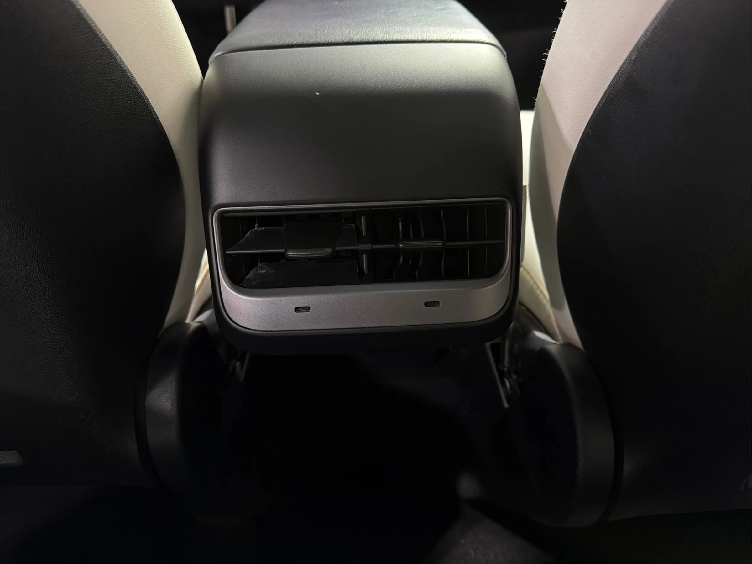 Used 2022 Tesla Model Y Performance image 17