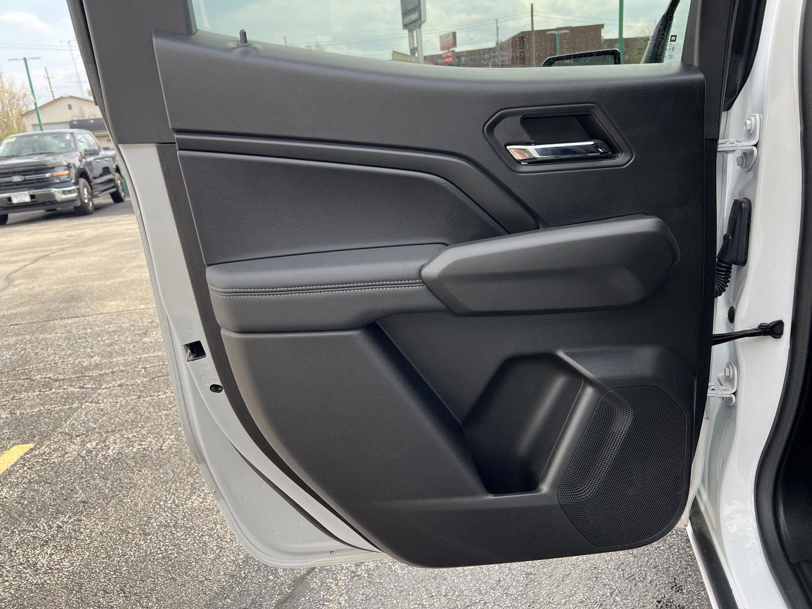 Used 2023 Chevrolet Colorado LT w/ LT Convenience Package RWD image 16