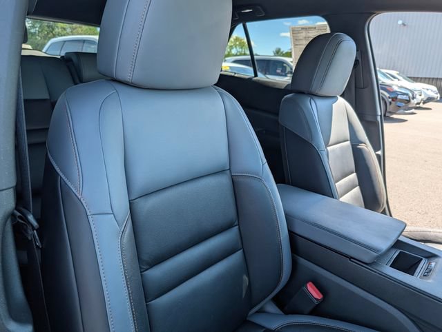 Used 2025 Honda Prologue Touring image 13