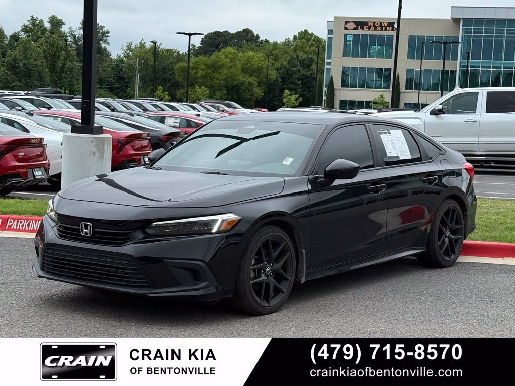 Used 2023 Honda Civic Sport image 3