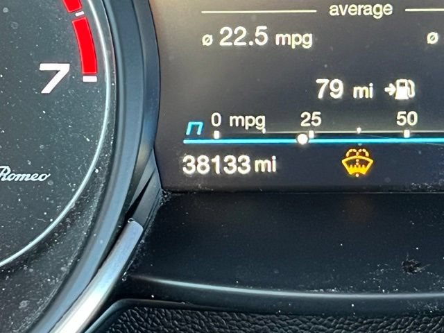 Used 2023 Alfa Romeo Stelvio Veloce AWD/4WD image 15