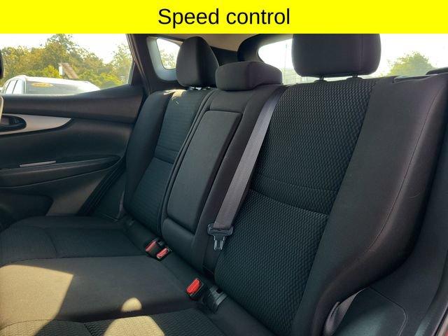 Used 2018 Nissan Rogue Sport S AWD/4WD image 26