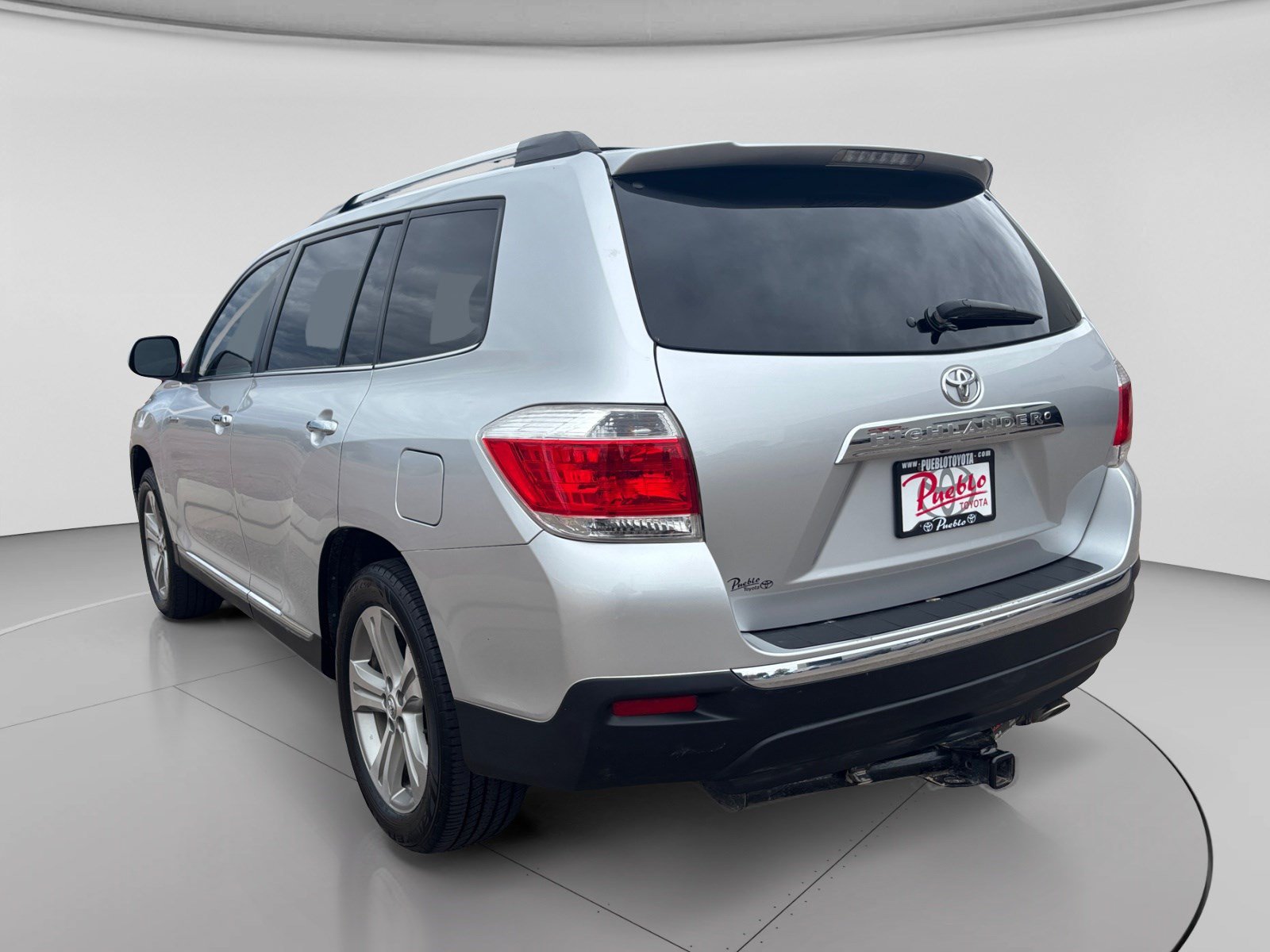 Used 2013 Toyota Highlander Limited FWD image 3