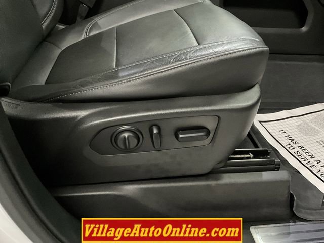 Used 2020 GMC Sierra 1500 SLT w/ SLT Premium Plus Package AWD/4WD image 39