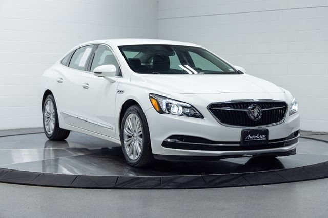 Used 2018 Buick LaCrosse Essence FWD image 4