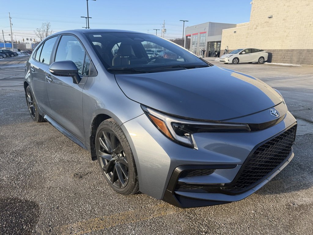 Used 2024 Toyota Corolla SE image 7