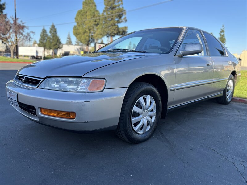 Used 1996 Honda Accord VP image 7