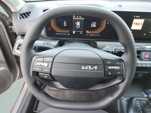 New 2026 Kia K4 FWD image 33