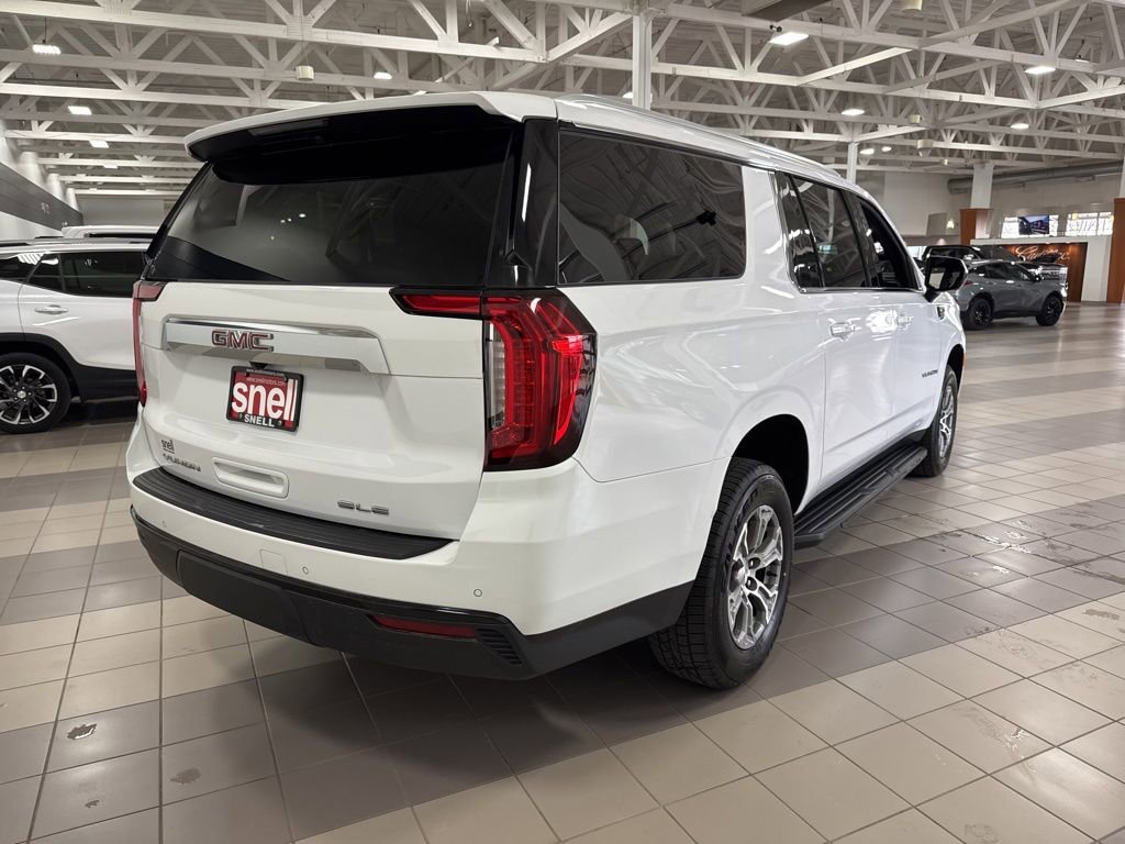Used 2023 GMC Yukon XL SLE AWD/4WD image 6