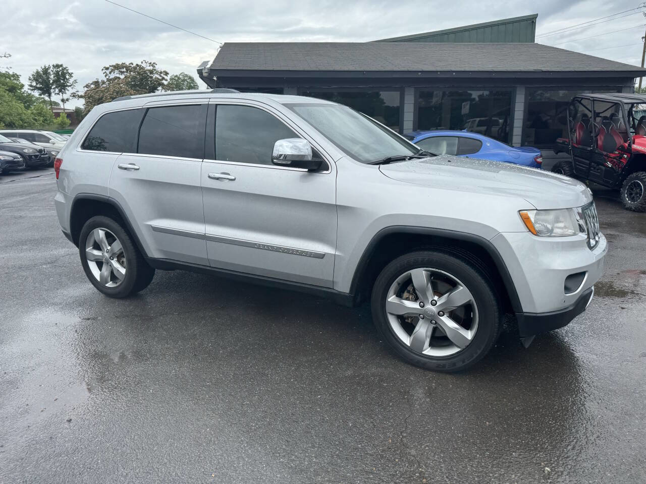 Used 2012 Jeep Grand Cherokee Overland image 17