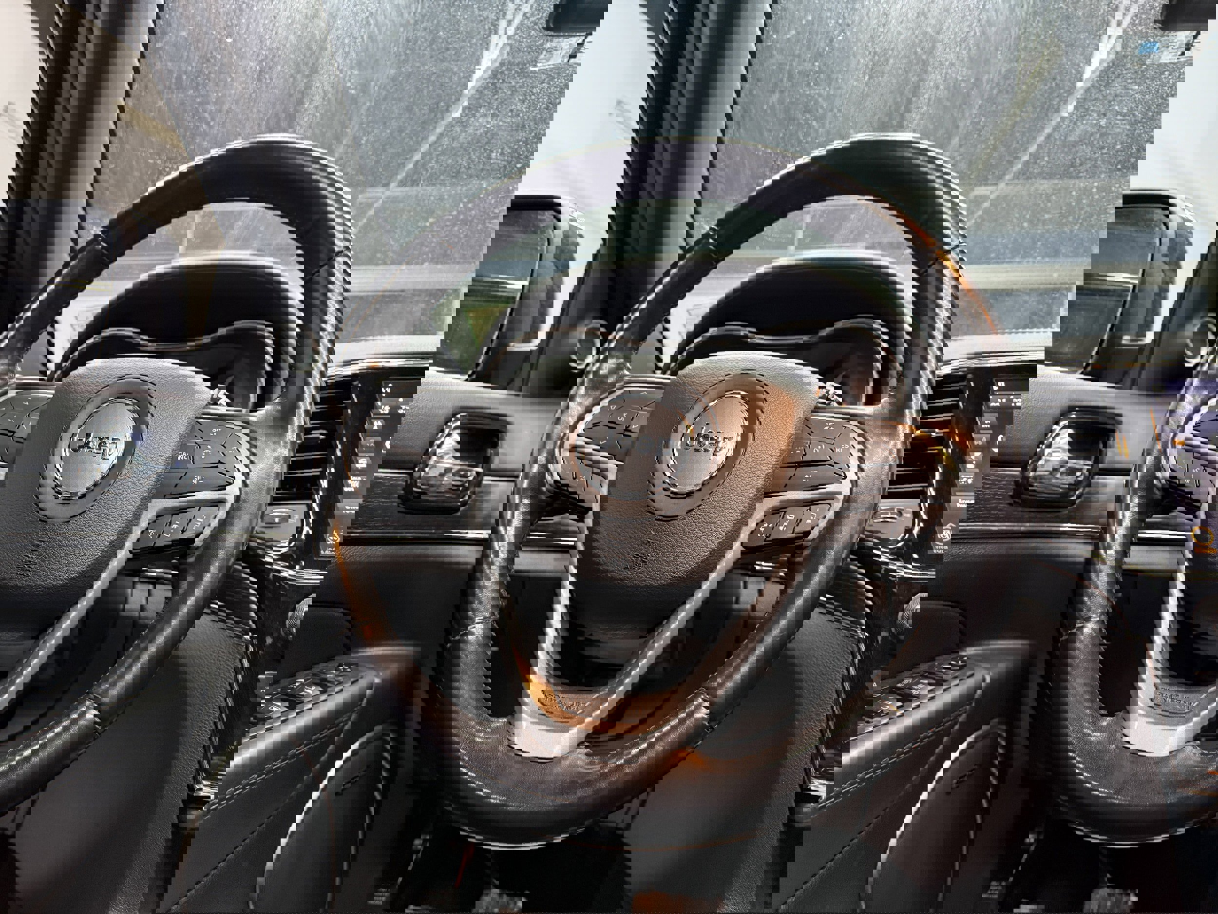 Used 2021 Jeep Grand Cherokee High Altitude image 14