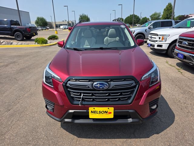 Used 2022 Subaru Forester Limited AWD/4WD image 4