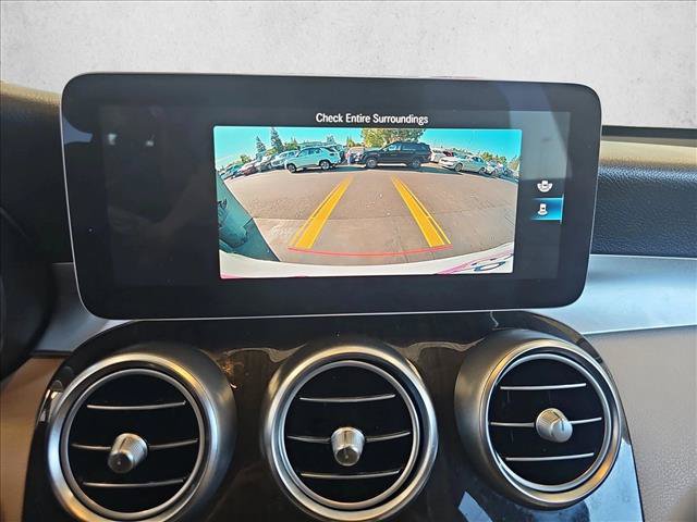 Used 2020 Mercedes-Benz GLC 300 image 13