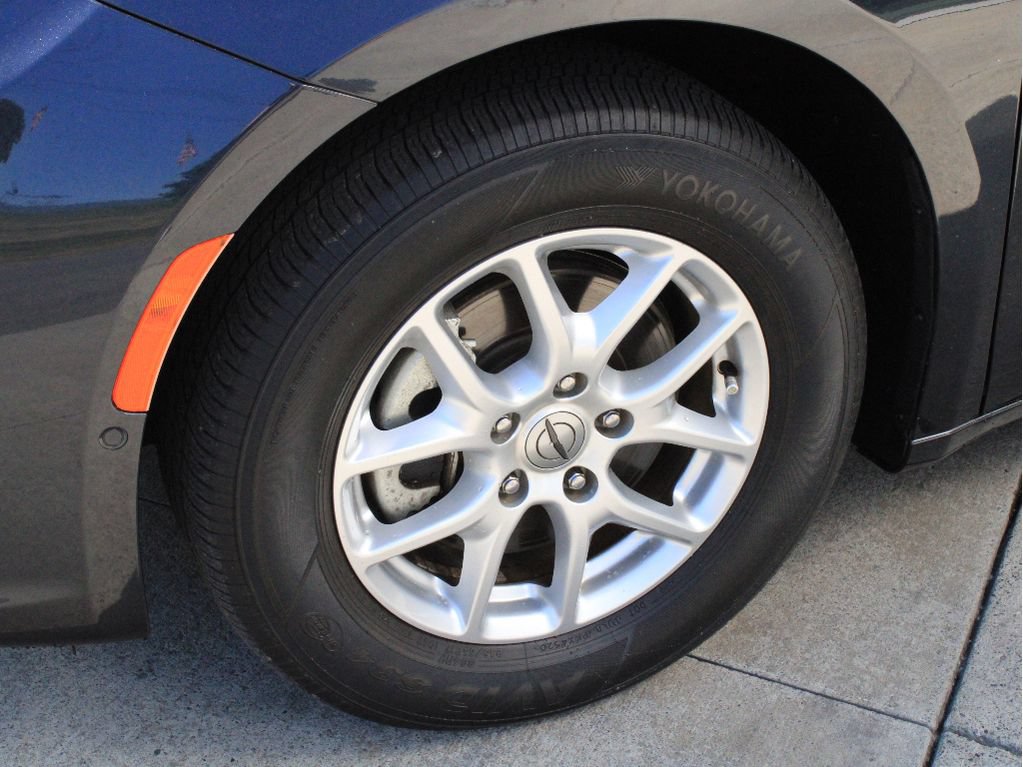 Certified 2021 Chrysler Pacifica Touring-L w/ Premium & Safety Sphere Group FWD image 38