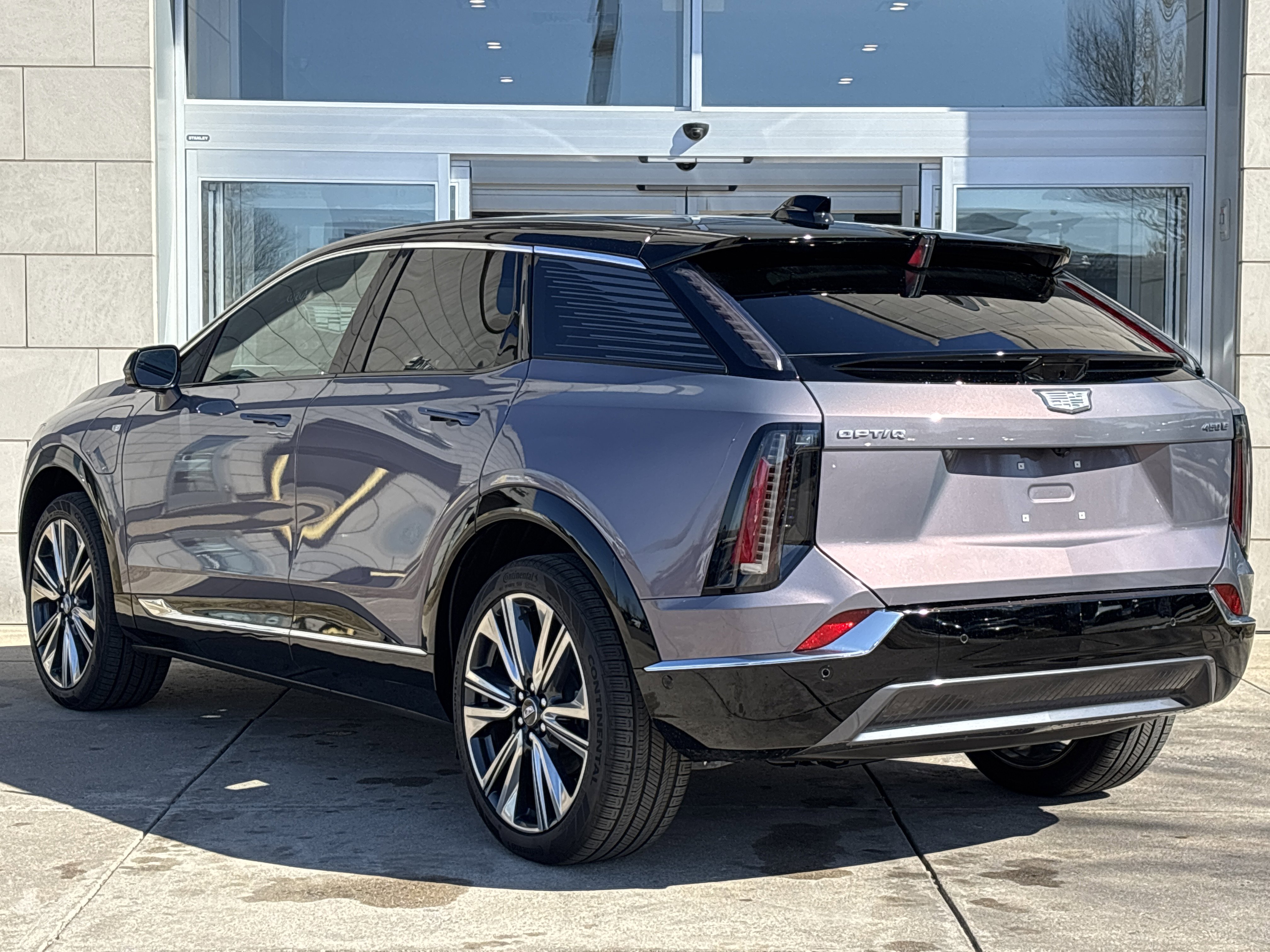 New 2026 Cadillac Optiq Luxury 2 RWD image 9