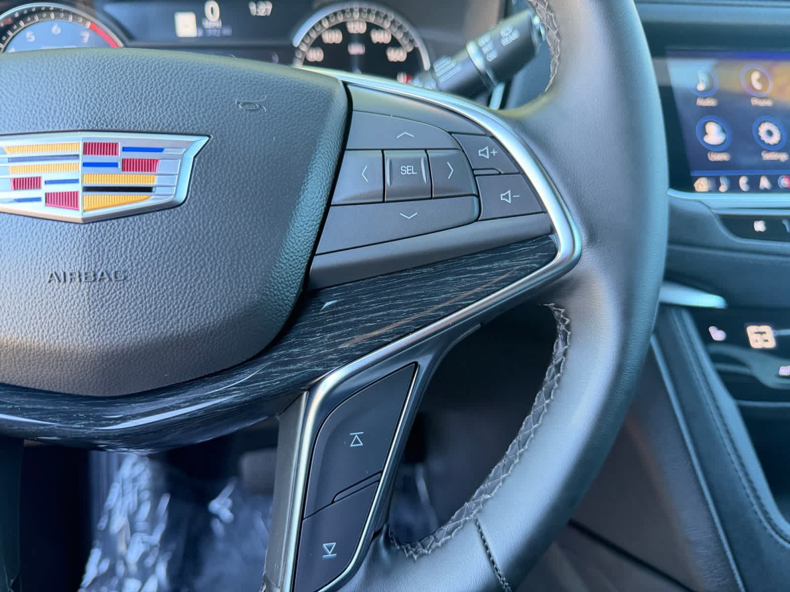 Used 2025 Cadillac XT5 Premium Luxury AWD/4WD image 24