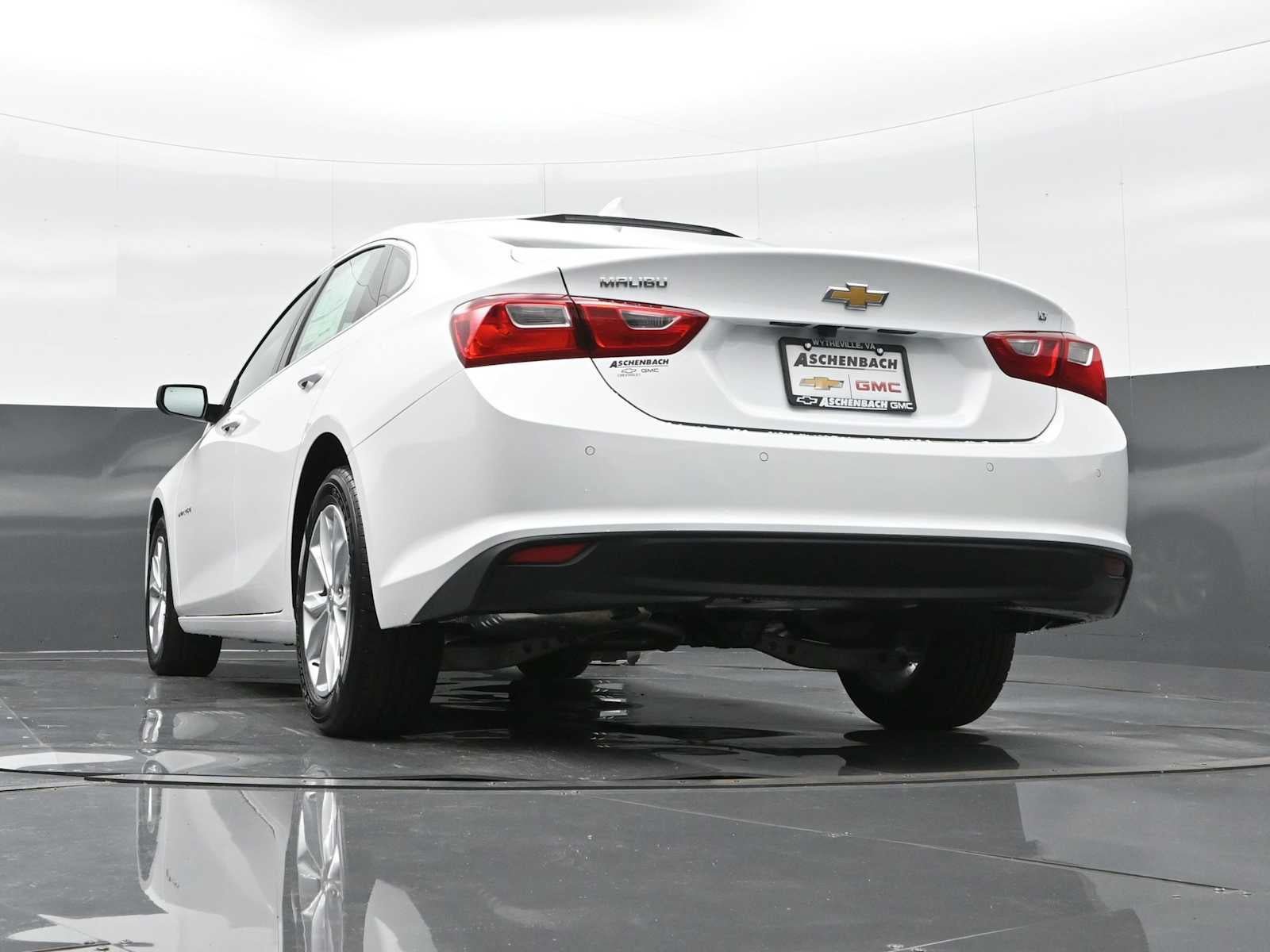 New 2025 Chevrolet Malibu LT FWD image 30