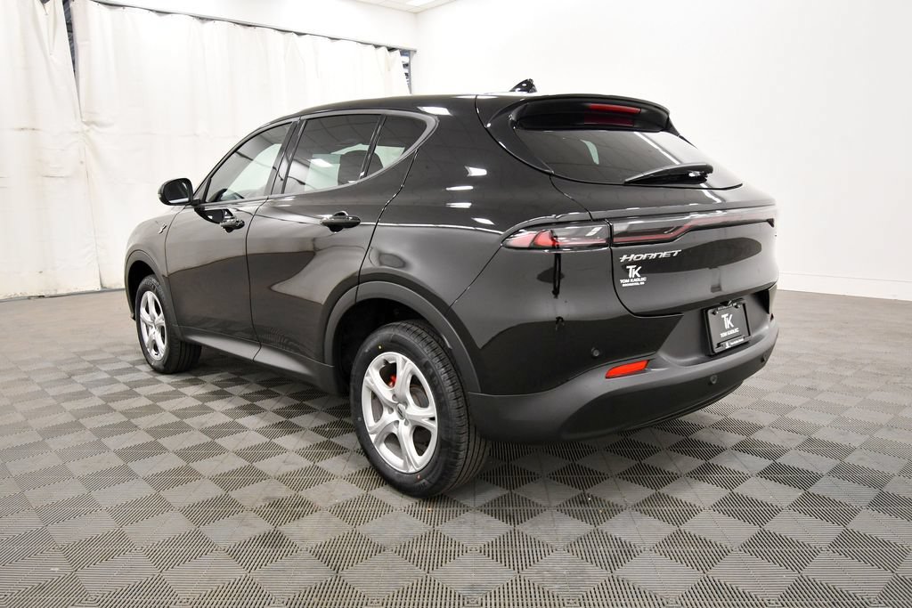 Used 2023 Dodge Hornet GT w/ Cold Weather Group AWD/4WD image 5