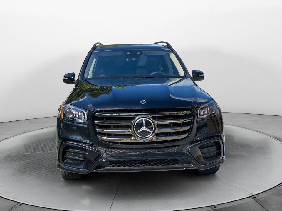 New 2026 Mercedes-Benz GLS 450 4MATIC image 2