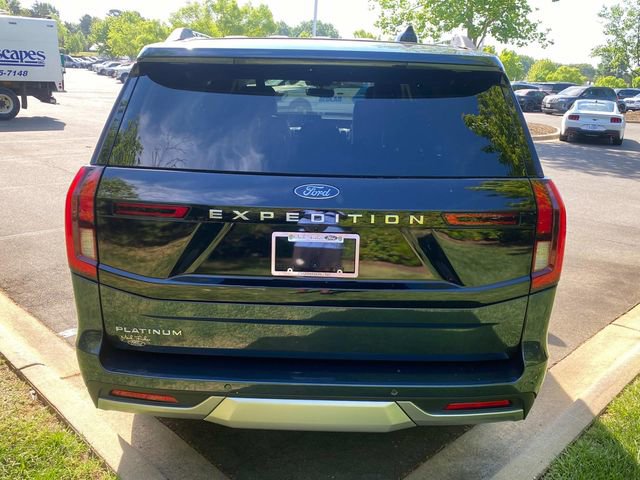 Used 2025 Ford Expedition Platinum w/ Platinum Ultimate Package image 32