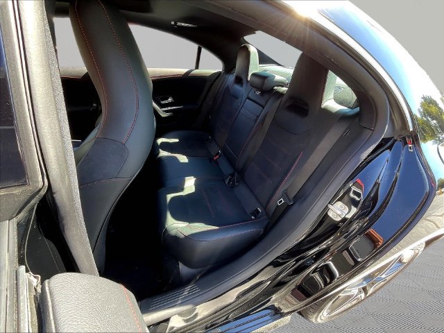Used 2023 Mercedes-Benz CLA 250 4MATIC image 24