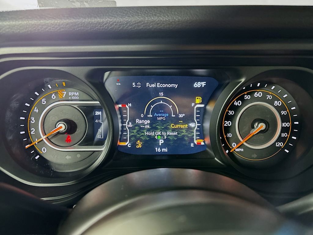 New 2025 Jeep Gladiator Willys image 14