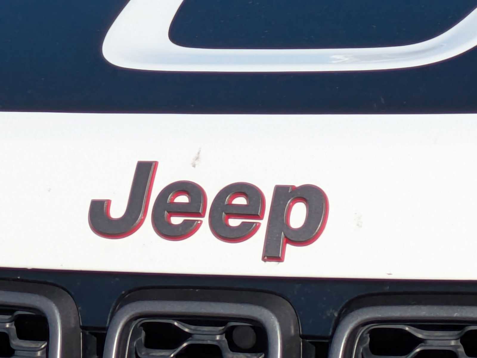 Used 2020 Jeep Grand Cherokee Trailhawk w/ Trailhawk Luxury Group image 11