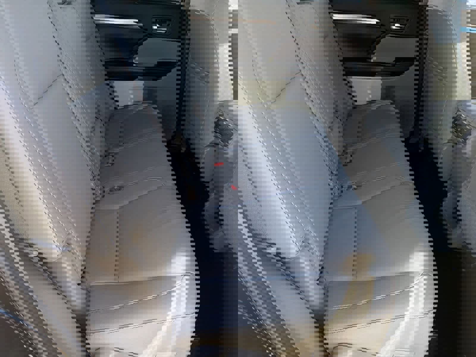 Used 2017 Toyota Highlander XLE image 22