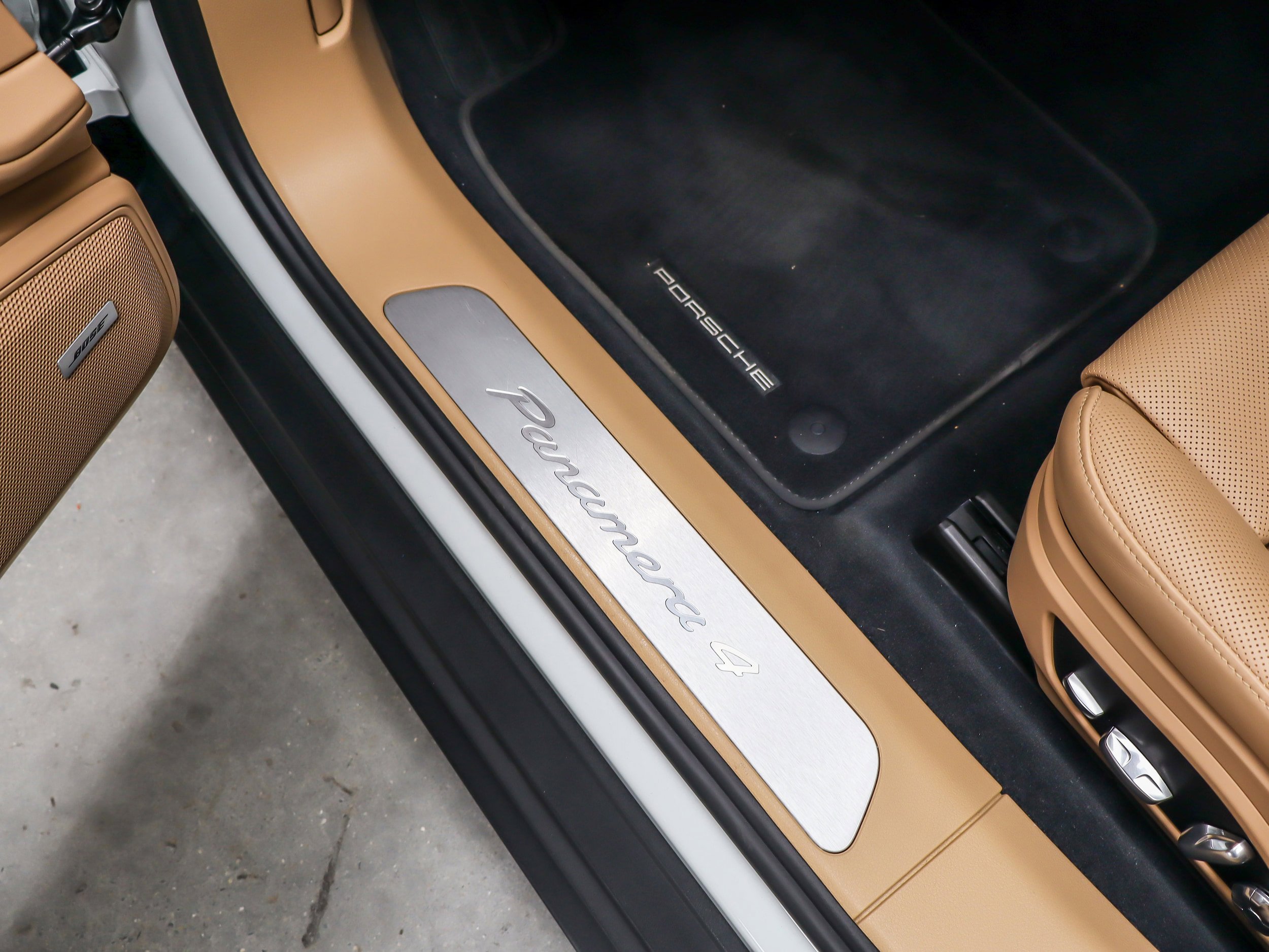 Certified 2019 Porsche Panamera 4 AWD/4WD image 20